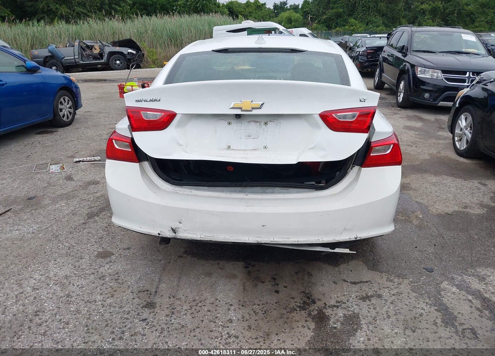 2018 CHEVROLET MALIBU VIN: 1G1ZD5ST7JF136892