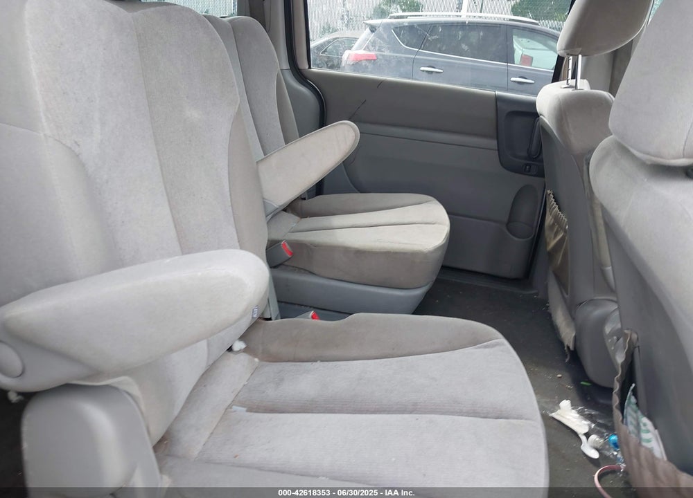 2012 KIA SEDONA LX VIN: KNDMG4C76C6436981