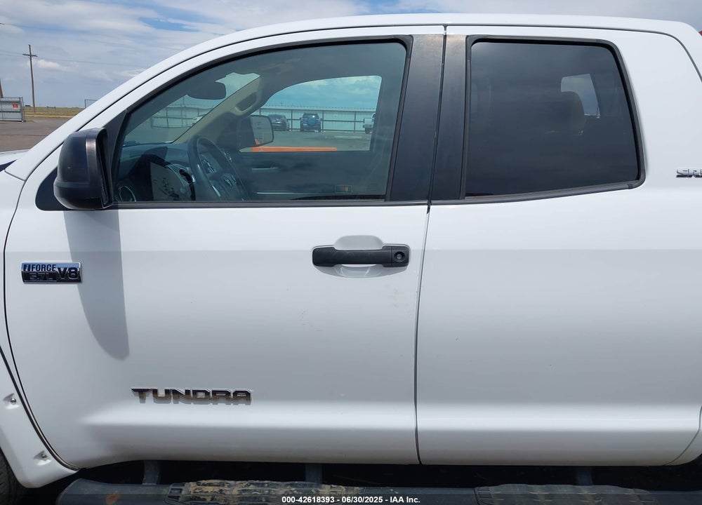 2016 TOYOTA TUNDRA SR5 5.7L V8 VIN: 5TFUW5F10GX507639