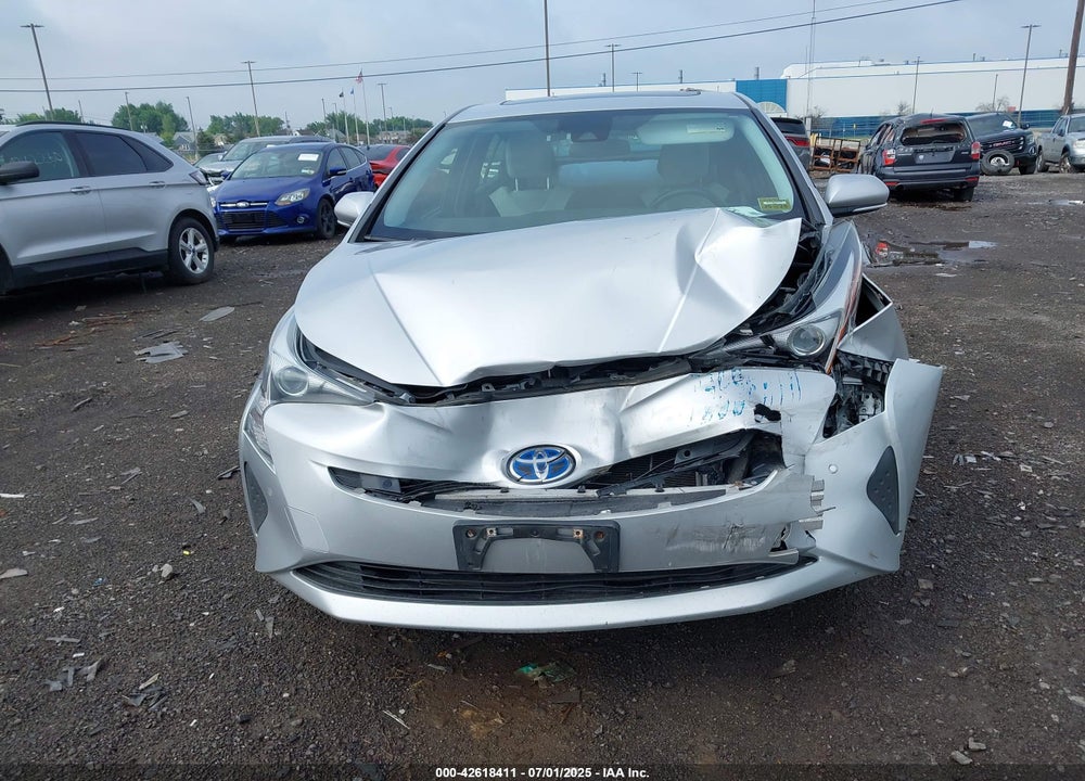 2018 TOYOTA PRIUS VIN: JTDKARFU5J3067505