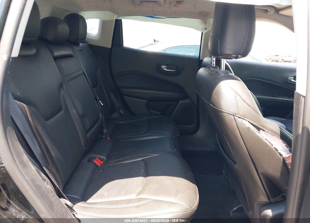 2018 JEEP COMPASS VIN: 3C4NJDCBXJT332524