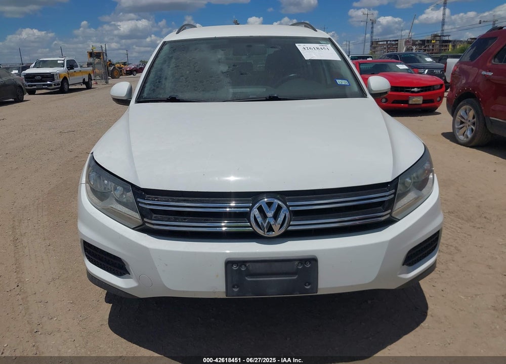 2015 VOLKSWAGEN TIGUAN VIN: WVGAV7AX6FW529397