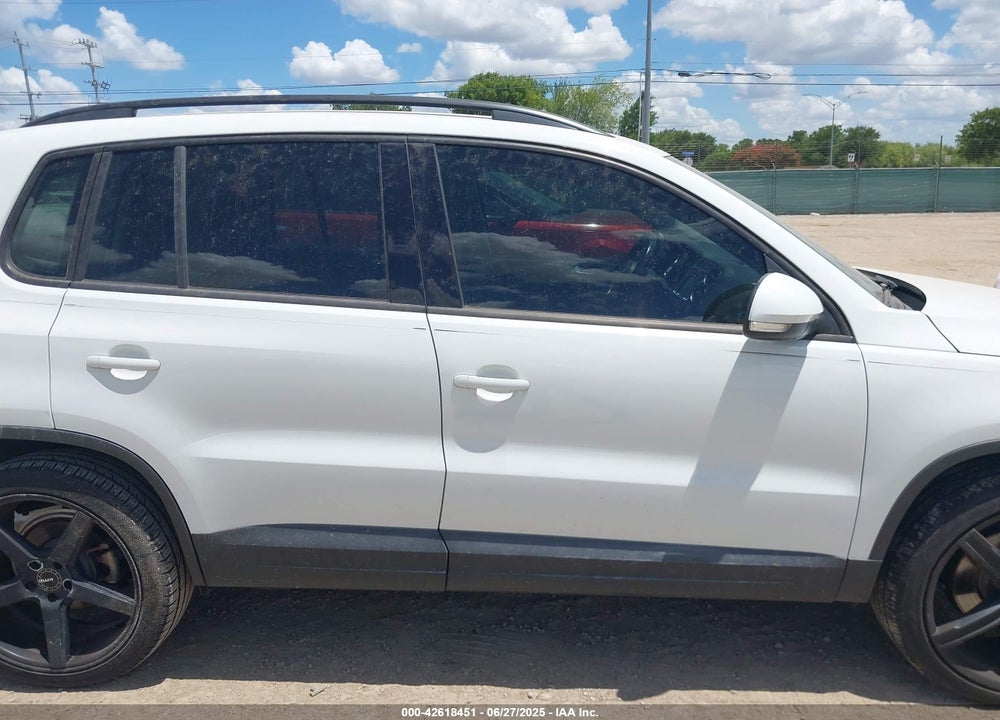 2015 VOLKSWAGEN TIGUAN VIN: WVGAV7AX6FW529397