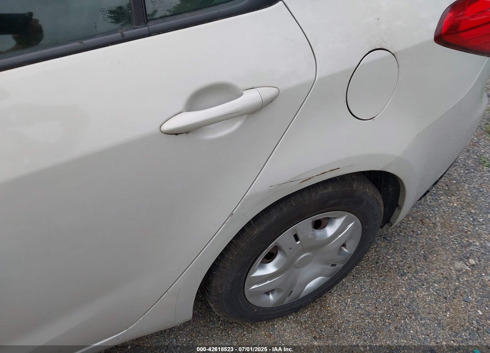 2015 KIA FORTE VIN: KNAFK4A6XF5314150