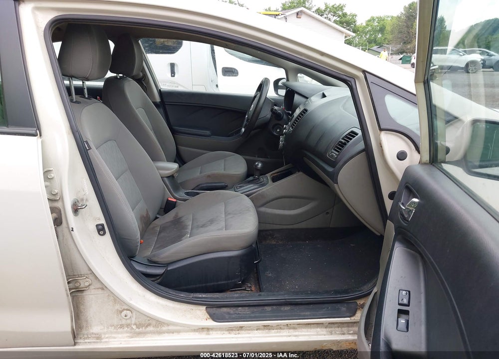 2015 KIA FORTE VIN: KNAFK4A6XF5314150