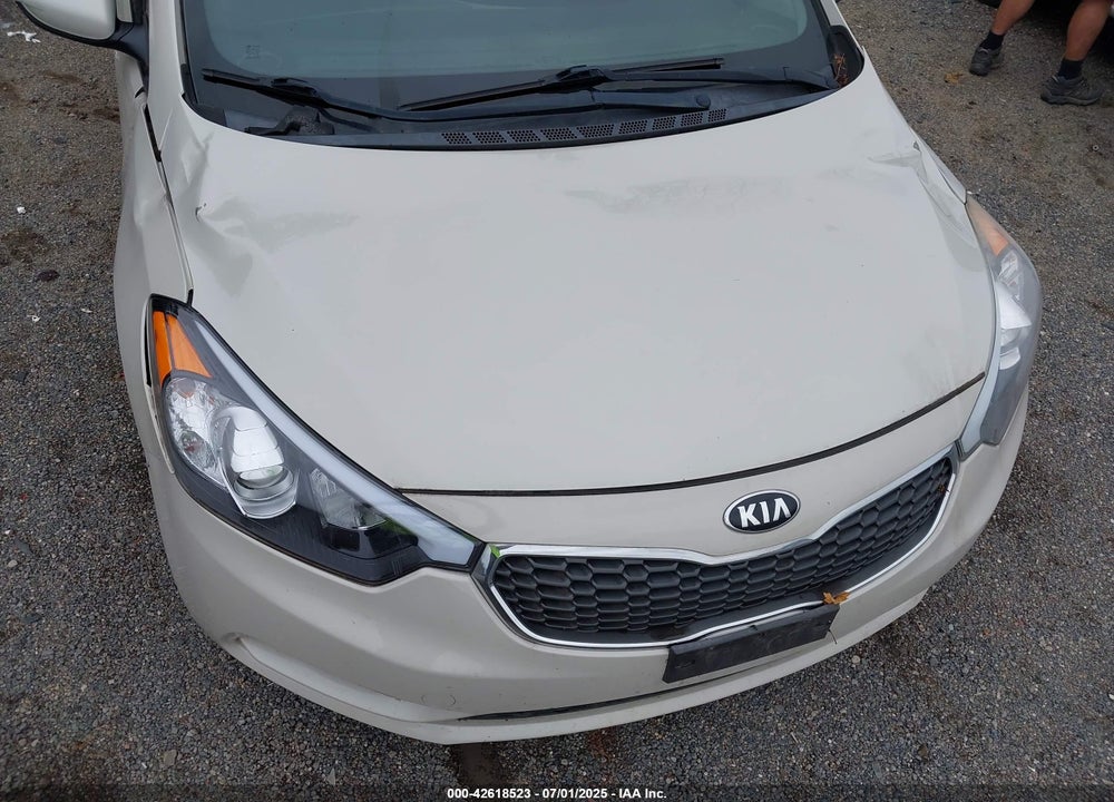 2015 KIA FORTE VIN: KNAFK4A6XF5314150
