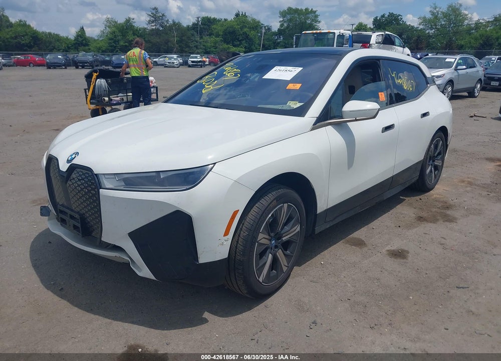 2025 BMW IX XDRIVE50 VIN: WB523CF06SCS88211