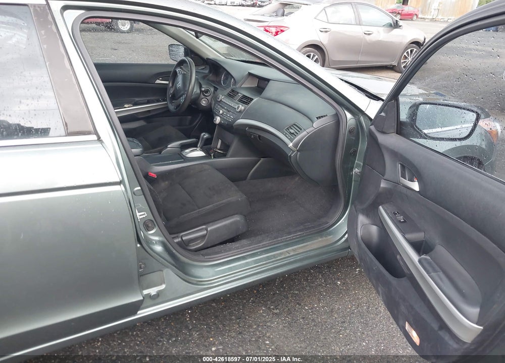 2010 HONDA ACCORD 2.4 EX VIN: 1HGCP2F79AA100071