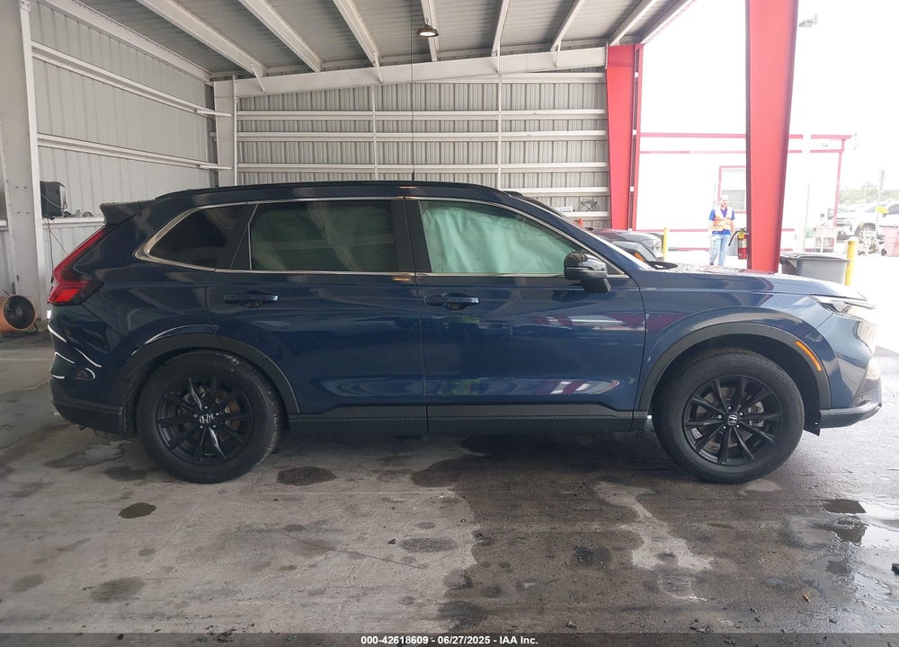2025 HONDA CR-V HYBRID SPORT-L VIN: 5J6RS5H88SL000428