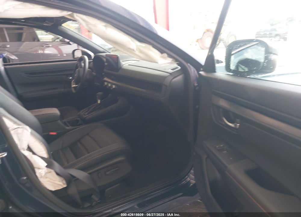 2025 HONDA CR-V HYBRID SPORT-L VIN: 5J6RS5H88SL000428