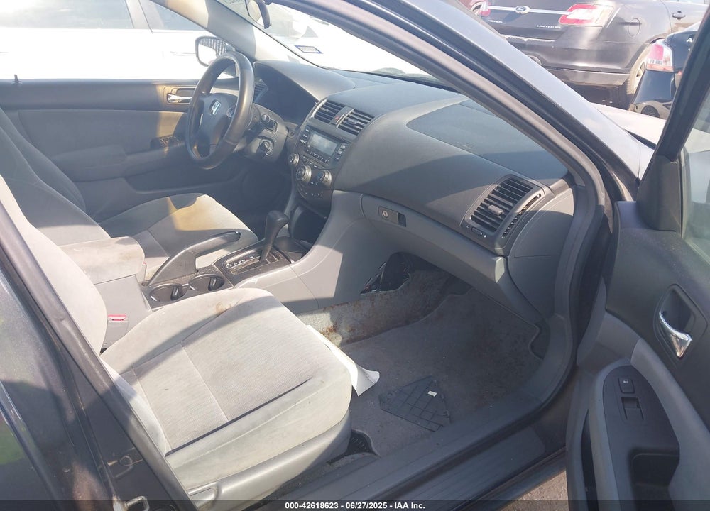 2003 HONDA ACCORD 2.4 LX VIN: 1HGCM56413A121340
