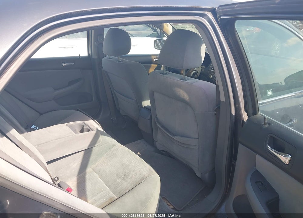2003 HONDA ACCORD 2.4 LX VIN: 1HGCM56413A121340