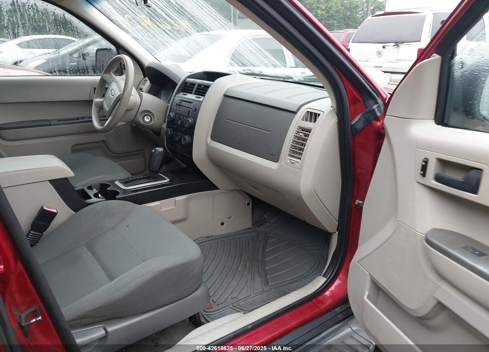 2008 FORD ESCAPE XLS VIN: 1FMCU92Z78KA14569