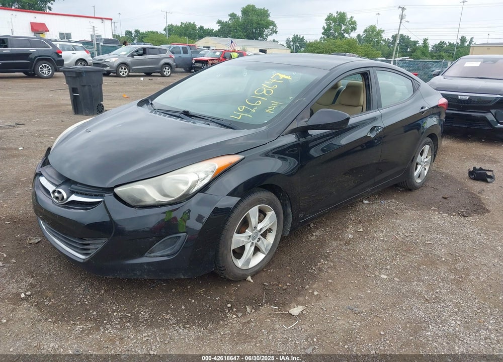 2011 HYUNDAI ELANTRA VIN: 5NPDH4AE3BH005582