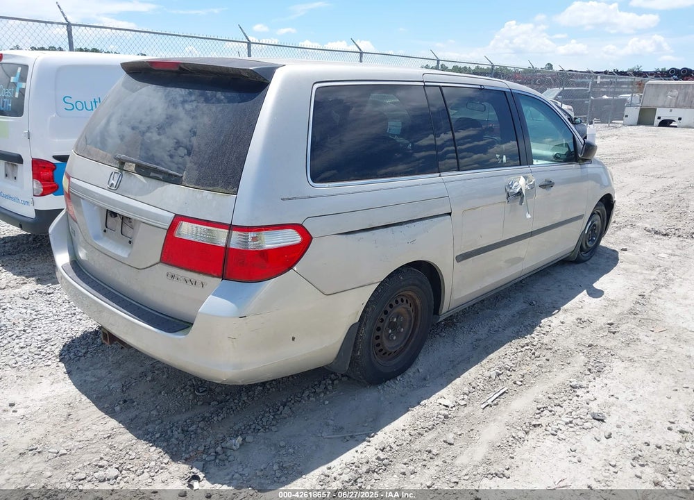 2005 HONDA ODYSSEY LX VIN: 5FNRL38295B038177