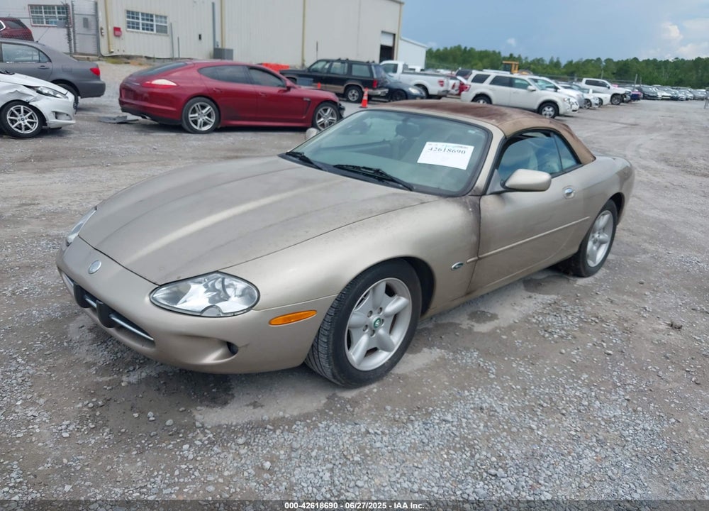 1998 JAGUAR XK8 VIN: SAJGX2241WC025200