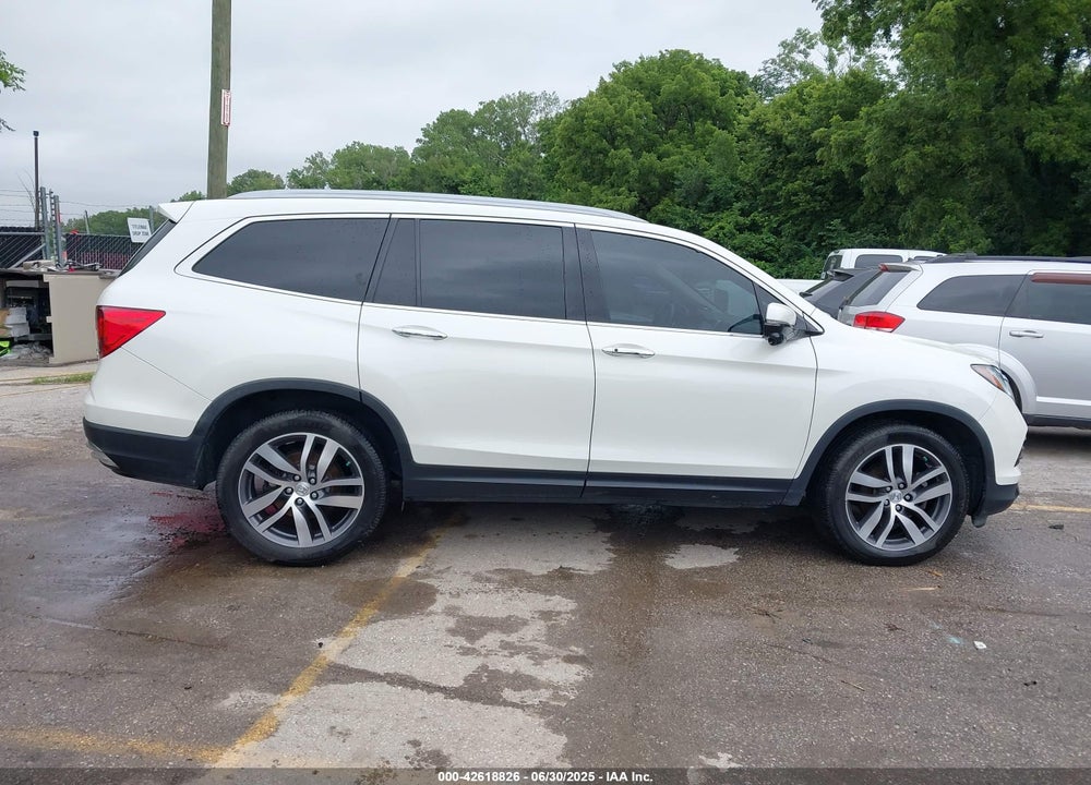 2017 HONDA PILOT VIN: 5FNYF6H96HB048025