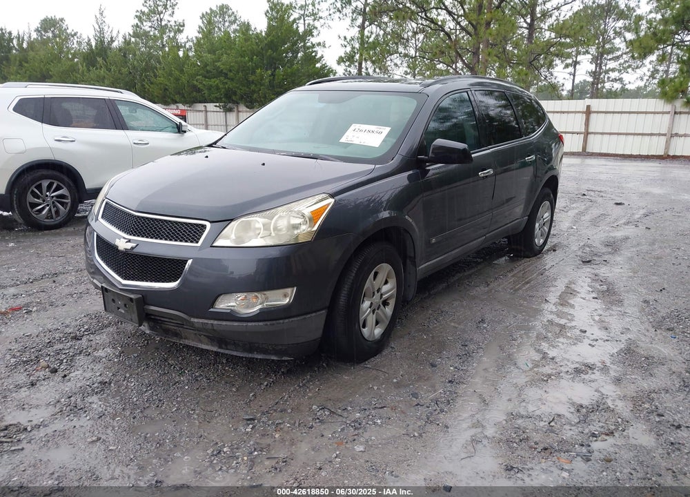 2009 CHEVROLET TRAVERSE LS VIN: 1GNER13D29S102232