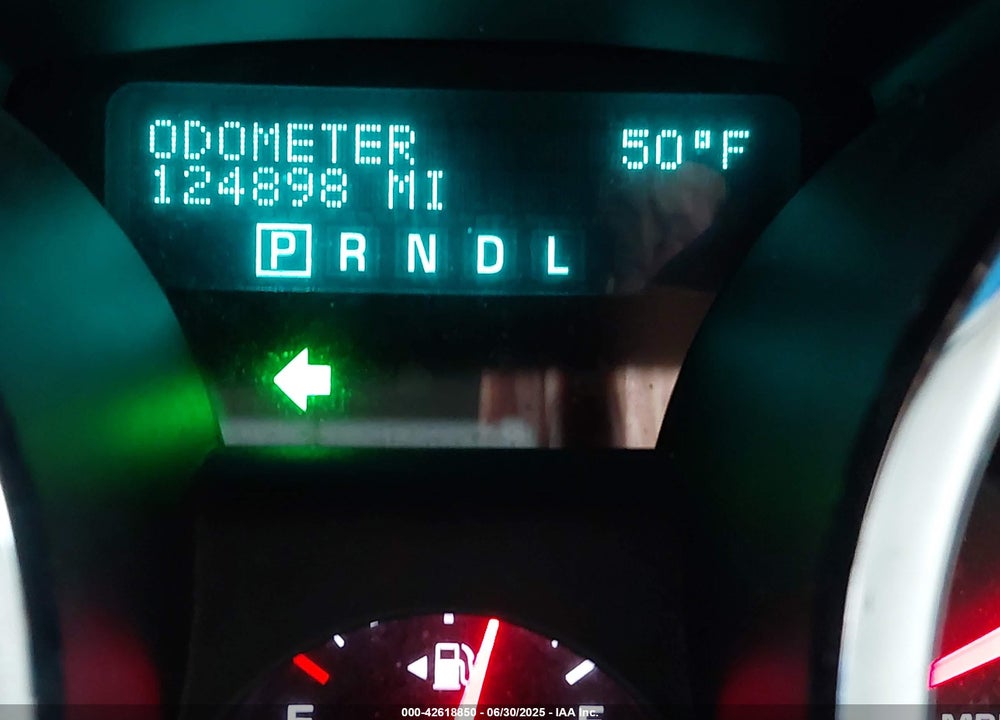 2009 CHEVROLET TRAVERSE LS VIN: 1GNER13D29S102232