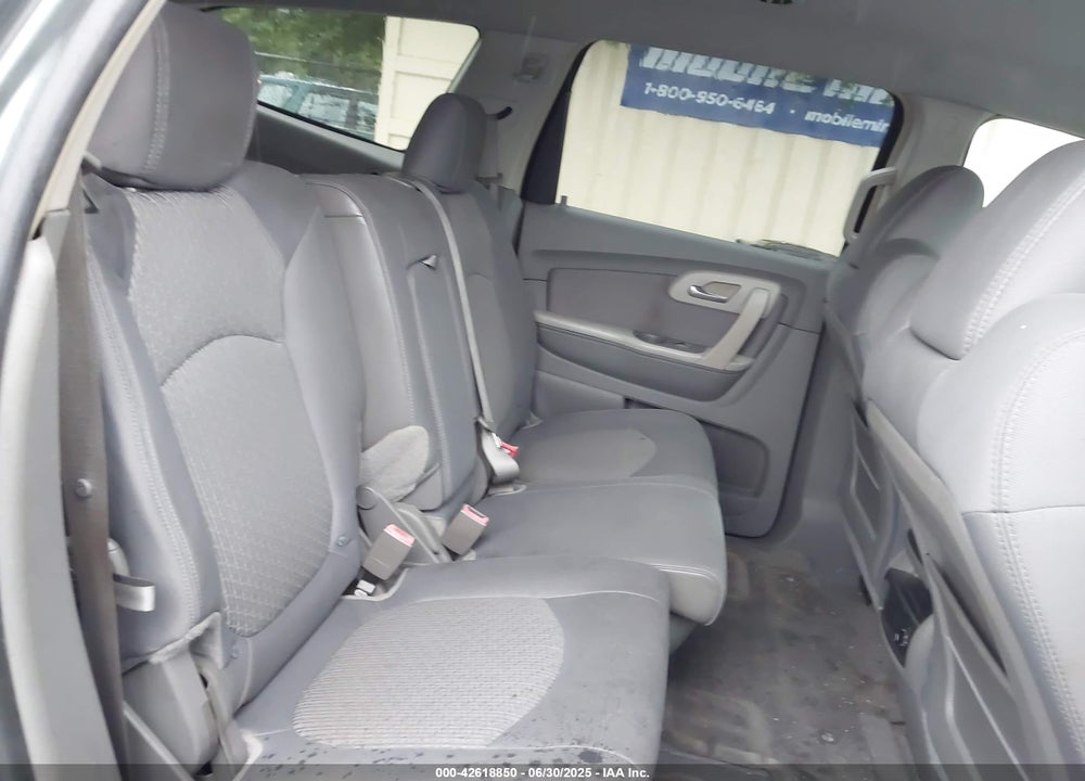 2009 CHEVROLET TRAVERSE LS VIN: 1GNER13D29S102232