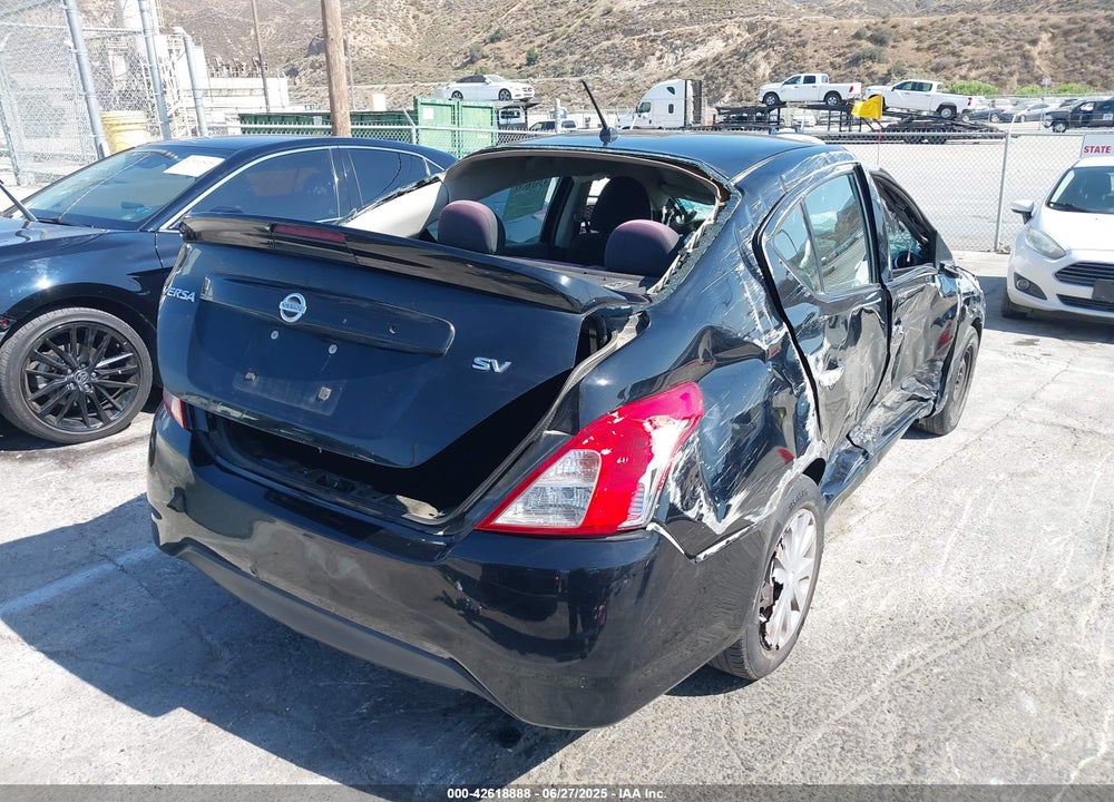 2018 NISSAN VERSA VIN: 3N1CN7AP6JL811005
