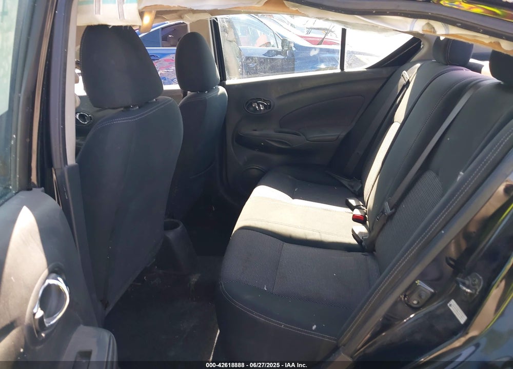 2018 NISSAN VERSA VIN: 3N1CN7AP6JL811005