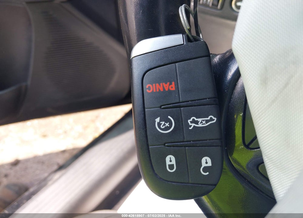 2020 DODGE CHALLENGER SXT VIN: 2C3CDZAG0LH105269