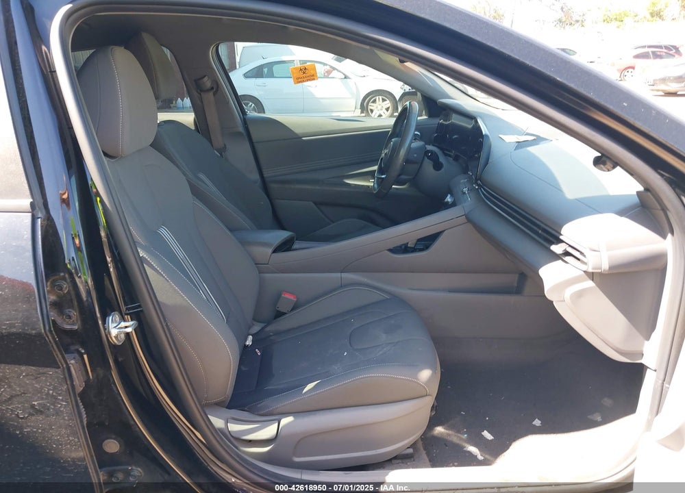2023 HYUNDAI ELANTRA VIN: KMHLS4AG9PU427492