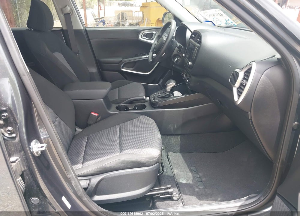 2024 KIA SOUL VIN: KNDJ23AU5R7911270