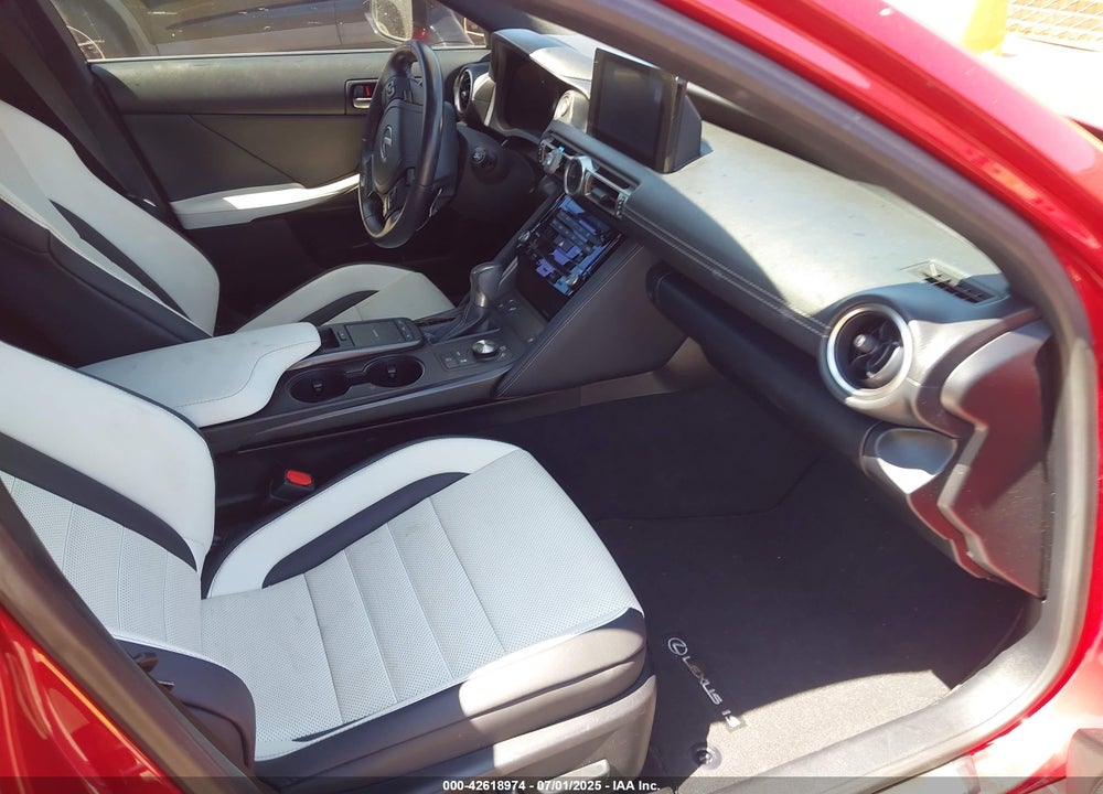 2021 LEXUS IS350 VIN: JTHGZ1B21M5047800