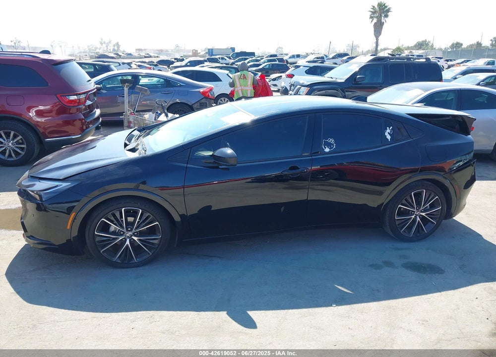 2023 TOYOTA PRIUS VIN: JTDACAAU2P3003915
