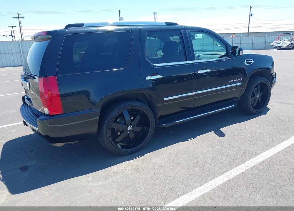 2007 CADILLAC ESCALADE VIN: 1GYFK63887R207793