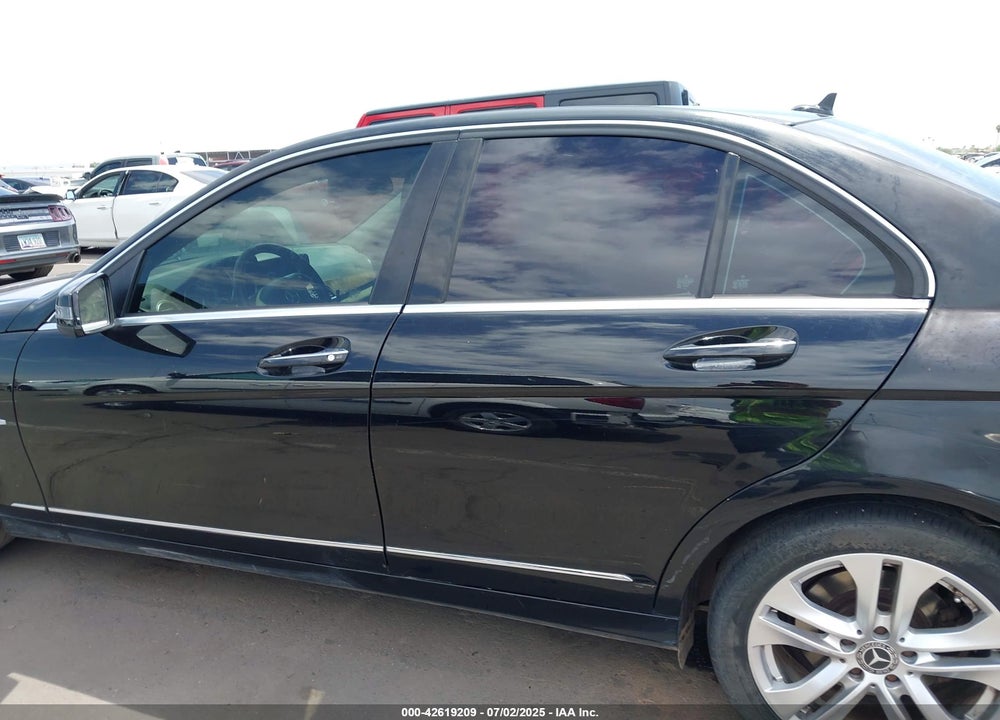 2012 MERCEDES-BENZ C CLASS VIN: WDDGF4HB3CR221172