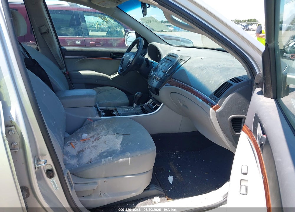 2011 HYUNDAI VERACRUZ VIN: KM8NUDCC1BU170592