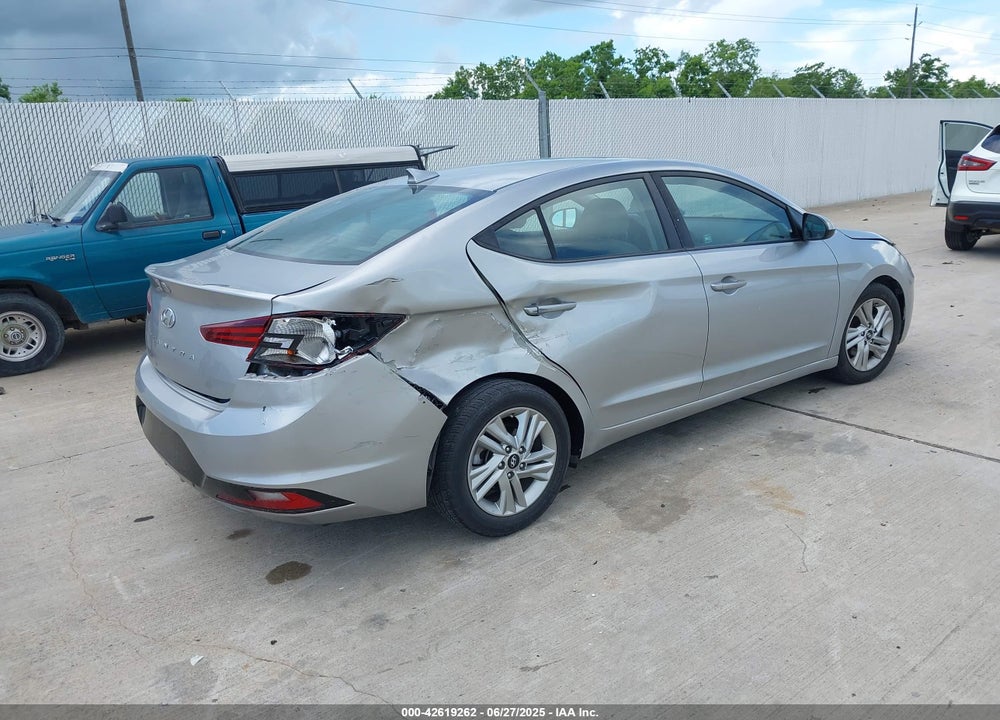 2020 HYUNDAI ELANTRA SEL VIN: 5NPD84LF6LH581108