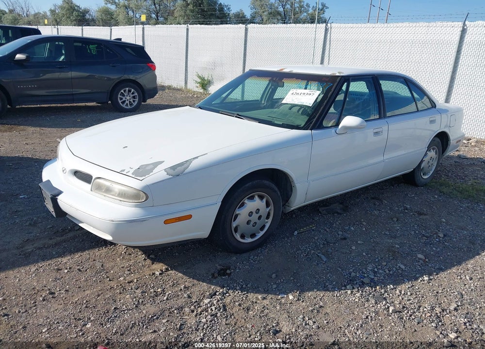 1998 OLDSMOBILE EIGHTY-EIGHT VIN: 1G3HN52K5W4842415