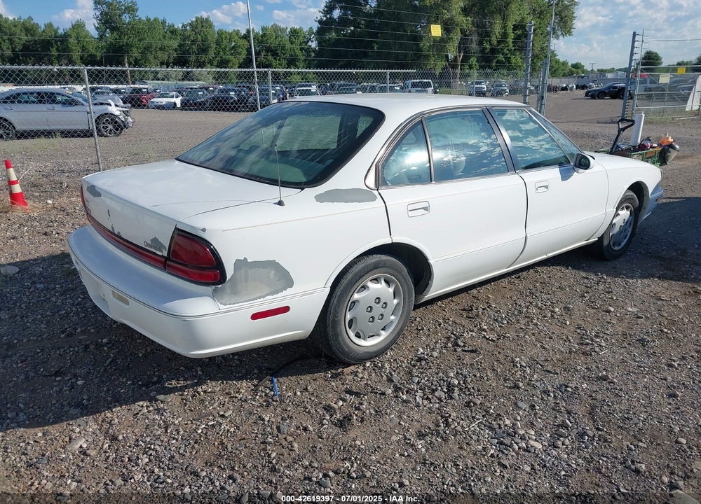 1998 OLDSMOBILE EIGHTY-EIGHT VIN: 1G3HN52K5W4842415