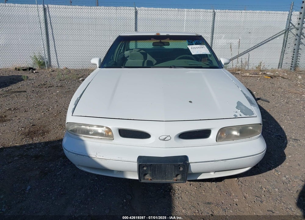1998 OLDSMOBILE EIGHTY-EIGHT VIN: 1G3HN52K5W4842415