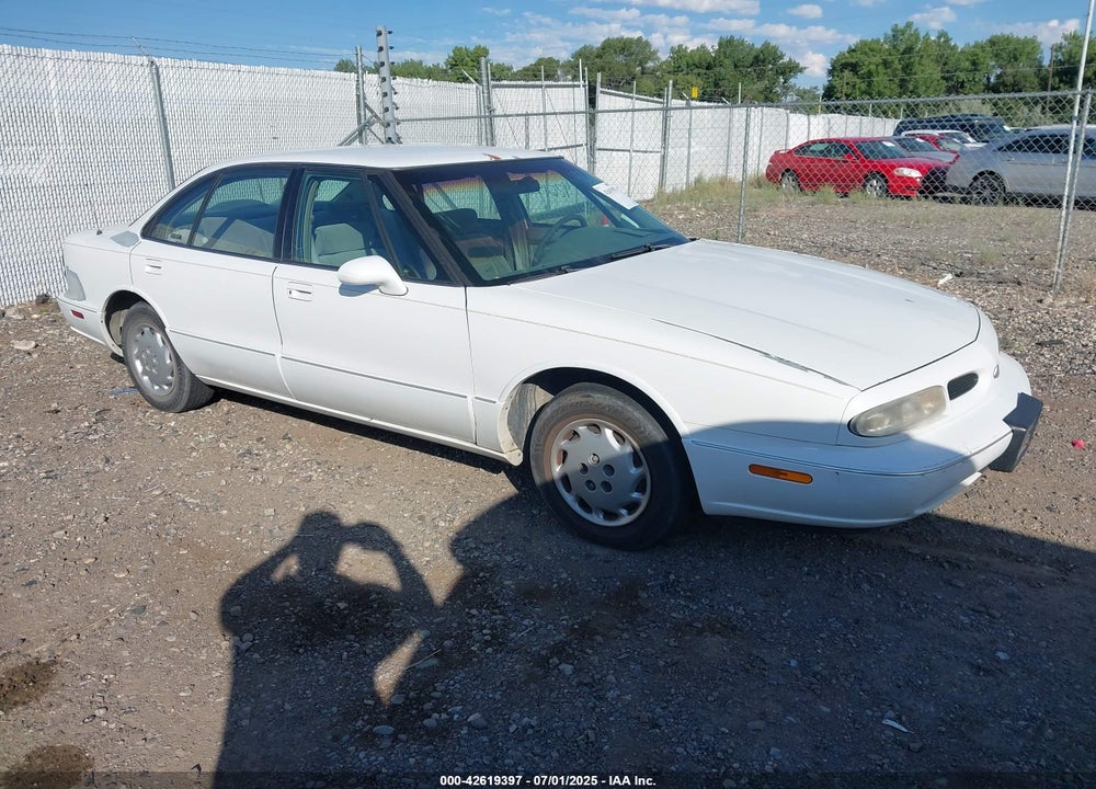 1998 OLDSMOBILE EIGHTY-EIGHT VIN: 1G3HN52K5W4842415