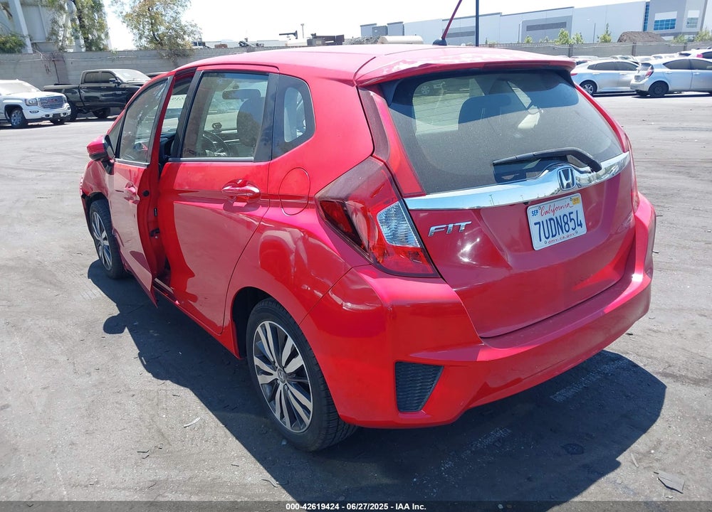 2016 HONDA FIT VIN: JHMGK5H70GX038643