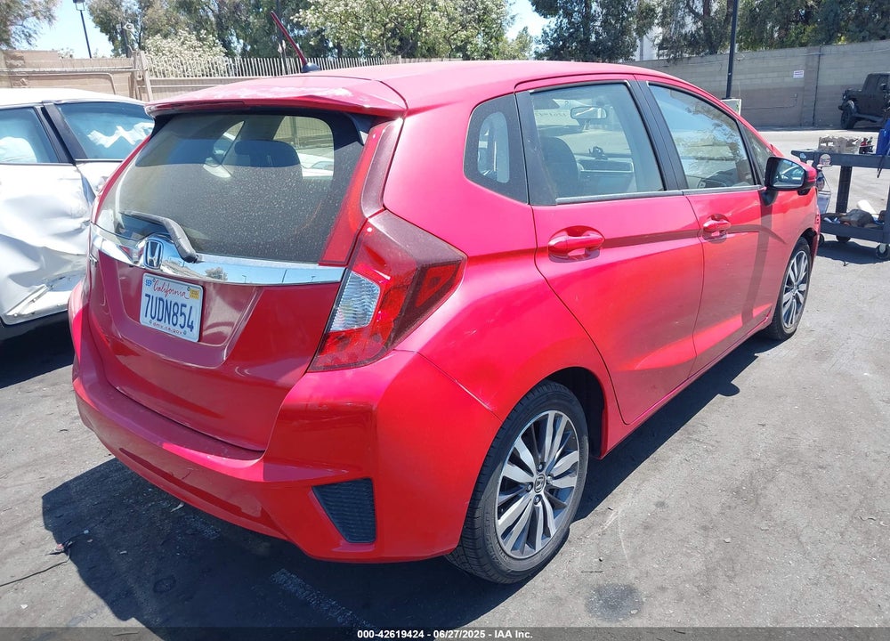 2016 HONDA FIT VIN: JHMGK5H70GX038643