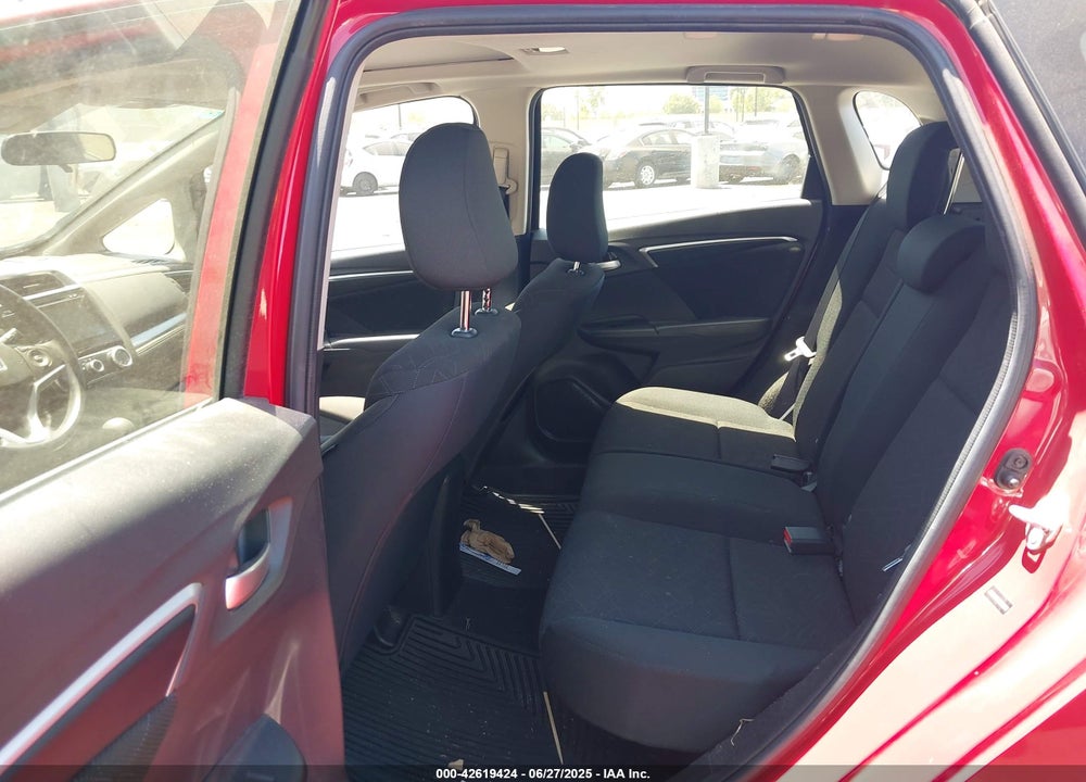 2016 HONDA FIT VIN: JHMGK5H70GX038643