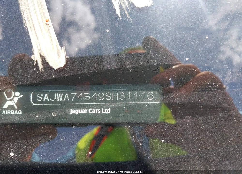 2009 JAGUAR XJ VIN: SAJWA71B49SH31116