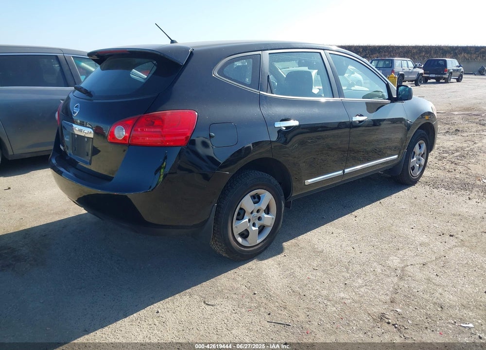 2013 NISSAN ROGUE S VIN: JN8AS5MT2DW548279