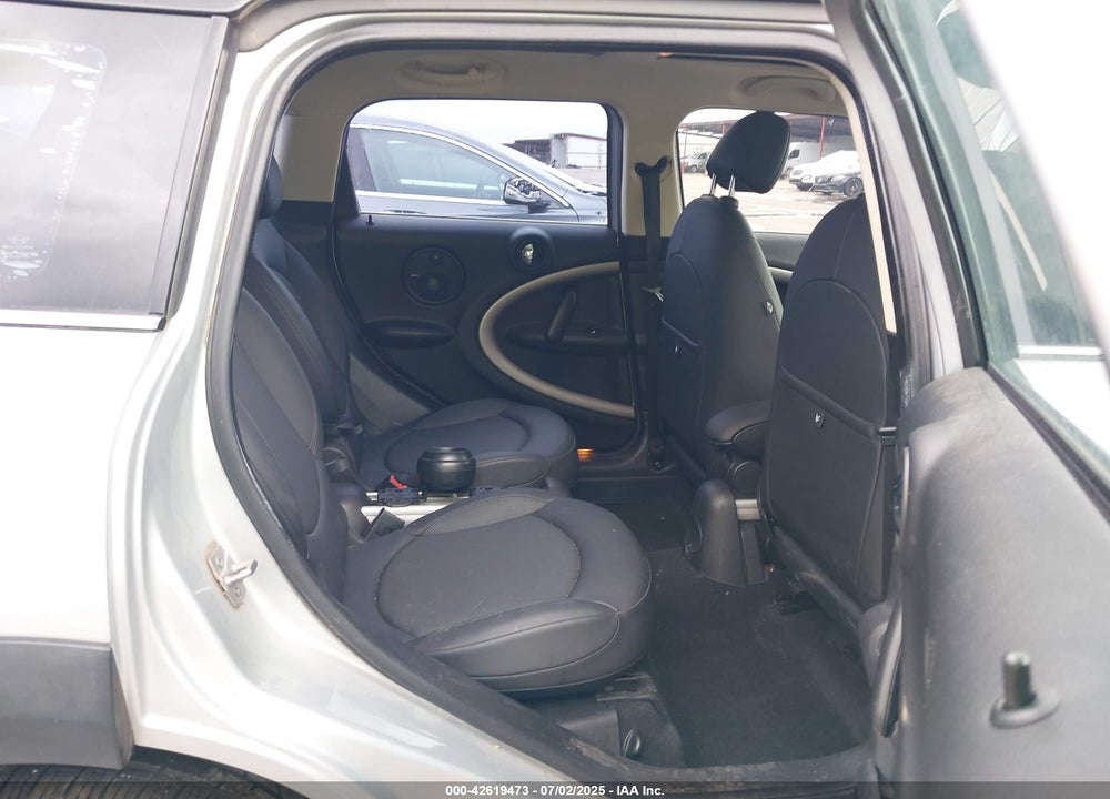 2011 MINI COOPER COUNTRYMAN VIN: WMWZB3C56BWM01186