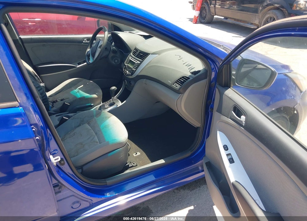 2013 HYUNDAI ACCENT VIN: KMHCT4AE7DU498410