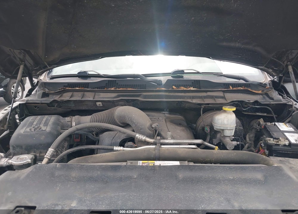2019 RAM 1500 CLASSIC VIN: 1C6RR6TT8KS571918