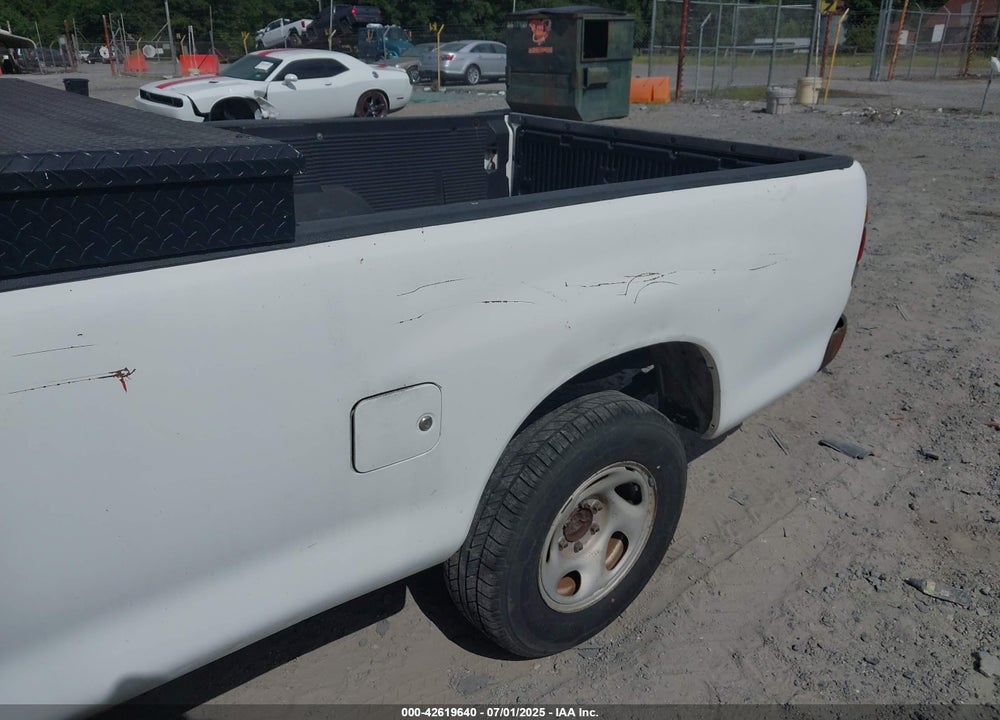 2001 TOYOTA TUNDRA VIN: 5TBJN32171S212866