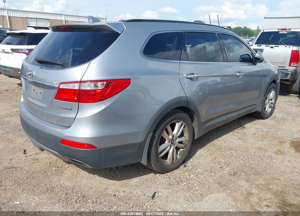2013 HYUNDAI SANTA FE VIN: KM8SR4HF3DU033678