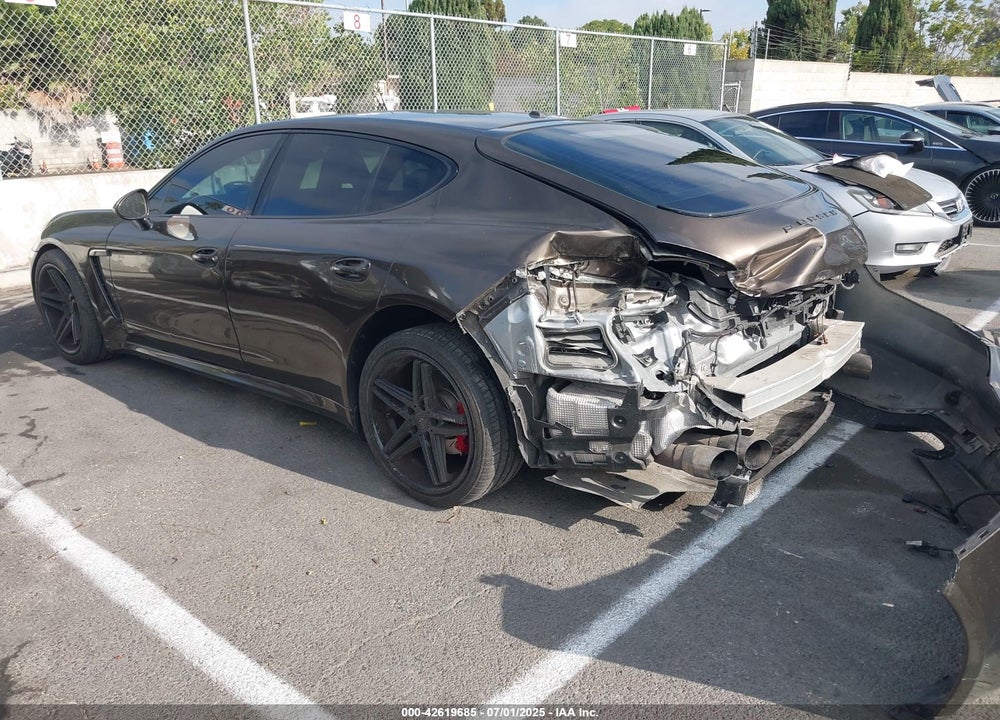 2014 PORSCHE PANAMERA VIN: WP0AB2A75EL056107